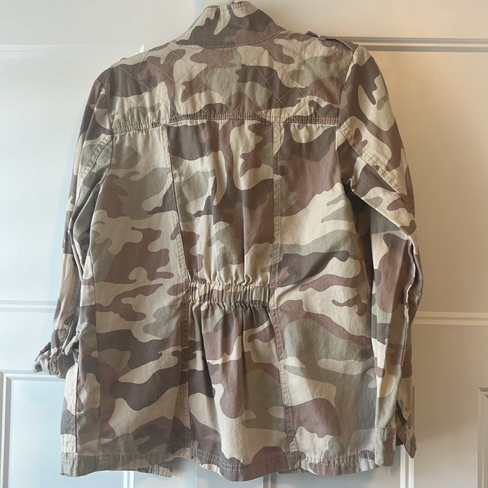 Camo Utility Quilted Cargo Jacket - Picture 4 of 4